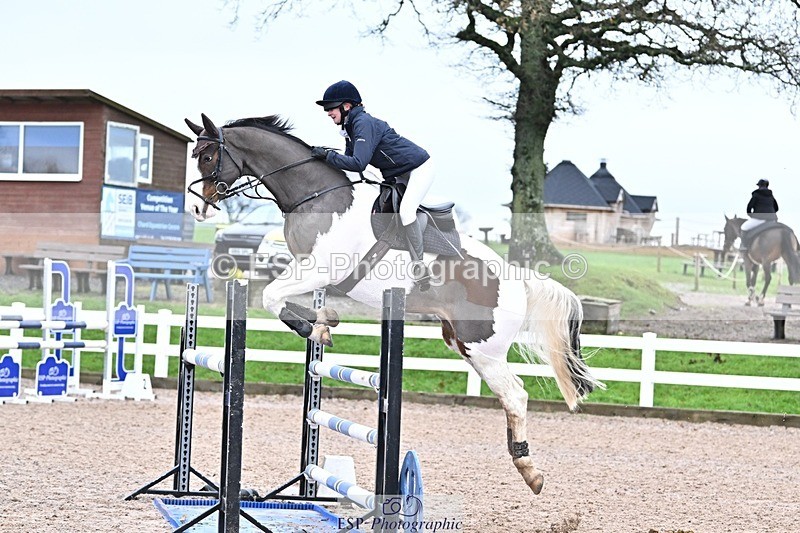 241127-124446-00544 - Cls 04A&B Snr Newc & 1.10m Open