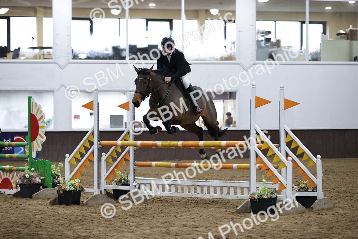 SBM_001036 - Class 4 - Senior Newcomers/ 1.10m Open