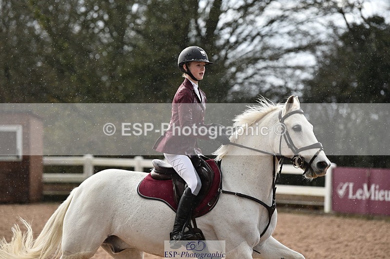 231203A-120652-01107 - Cls 5 Foxhunter & 1.10m Open