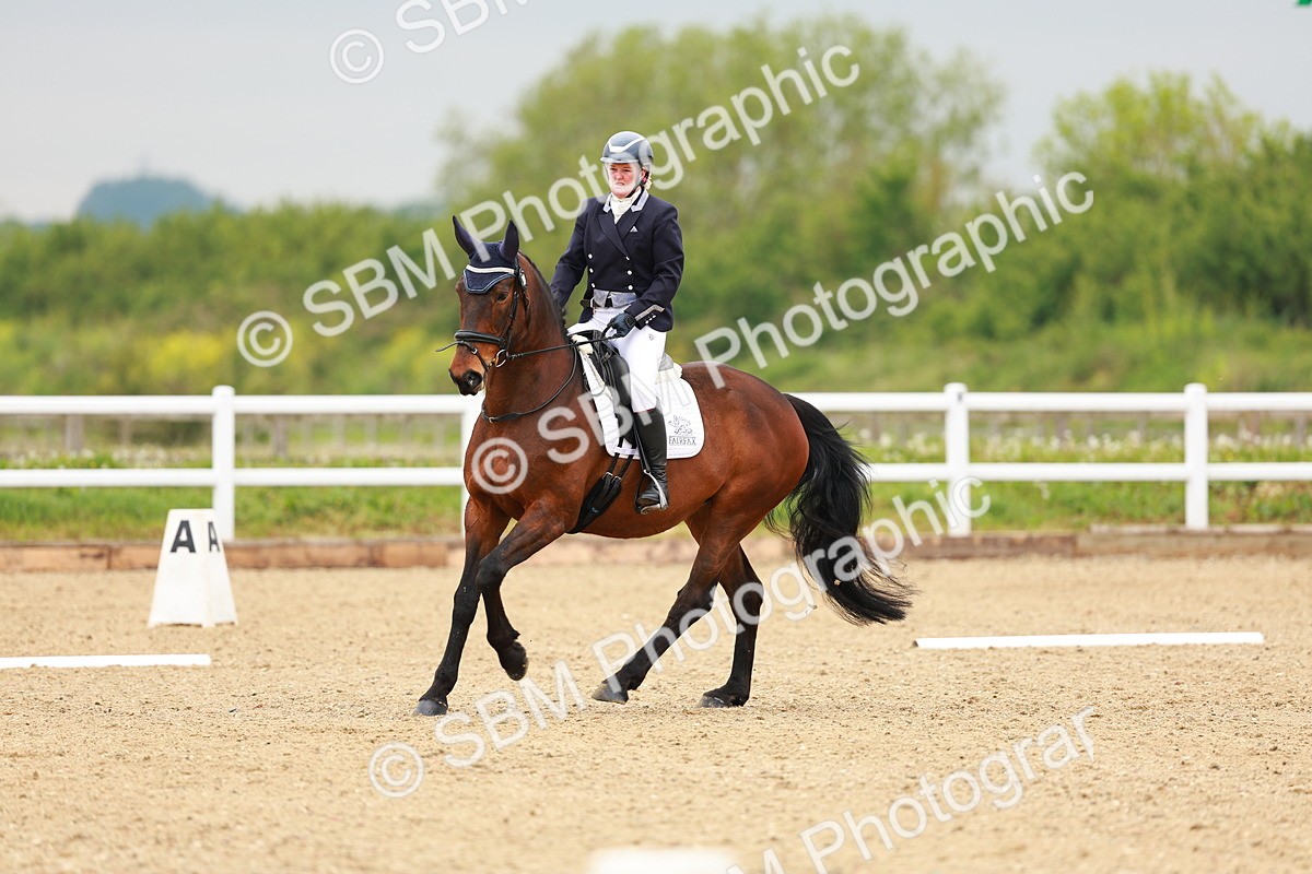 SBM_004662 - Class 15 - Novice 5