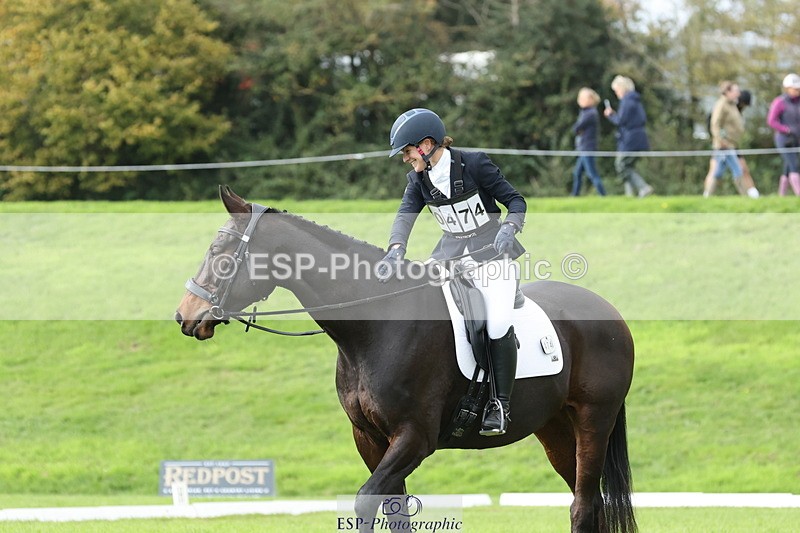 251024A-134033-12446 - F-474-Sarah.Orme