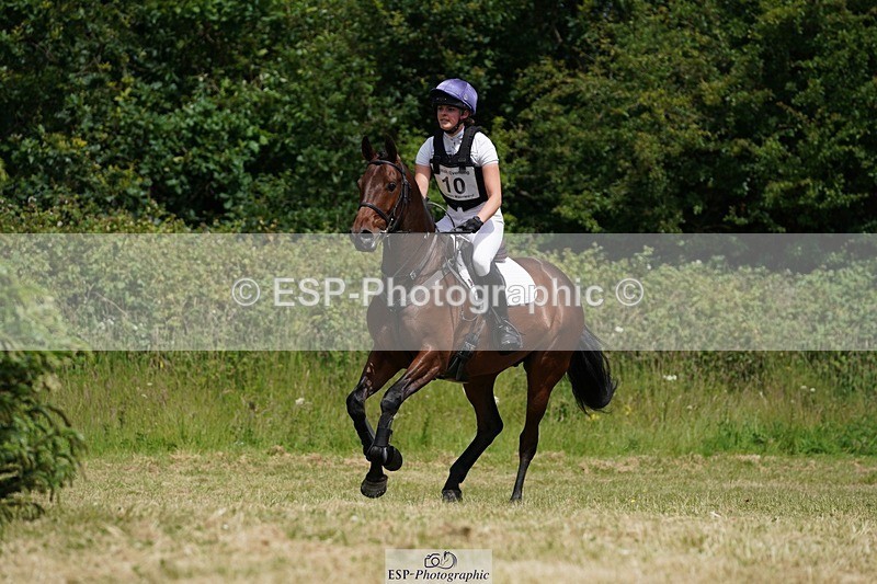 240629X-113434-0119 - 010-Georgie_Selley-VICARSTOWN_VICTOR