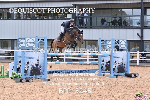 BPP_5245 - CLASS 8 THURS HOYS GFS Saddles Senior Newcomers Second Round