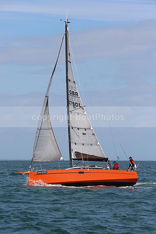 150627 GBR3790L - WT7A0276_A - ROUND THE ISLAND RACE - SATURDAY 27th JUNE 2015