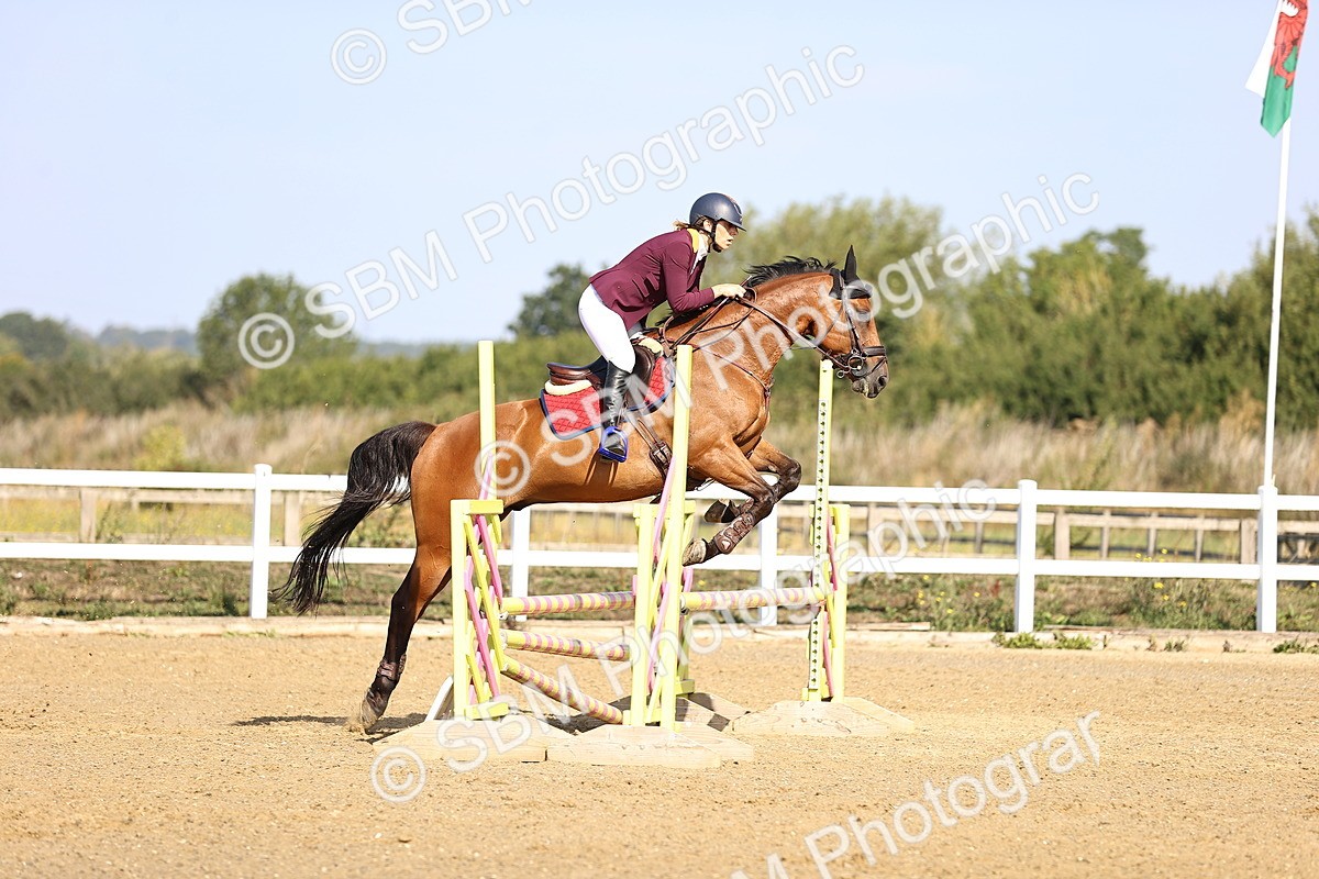 SBM_005508 - Class 8 - Clear Round