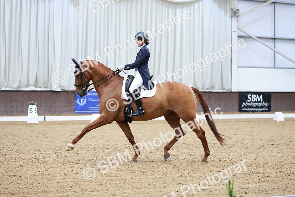 SBM_016387 - Class 5 - FEI INT II - 17.24-18.20