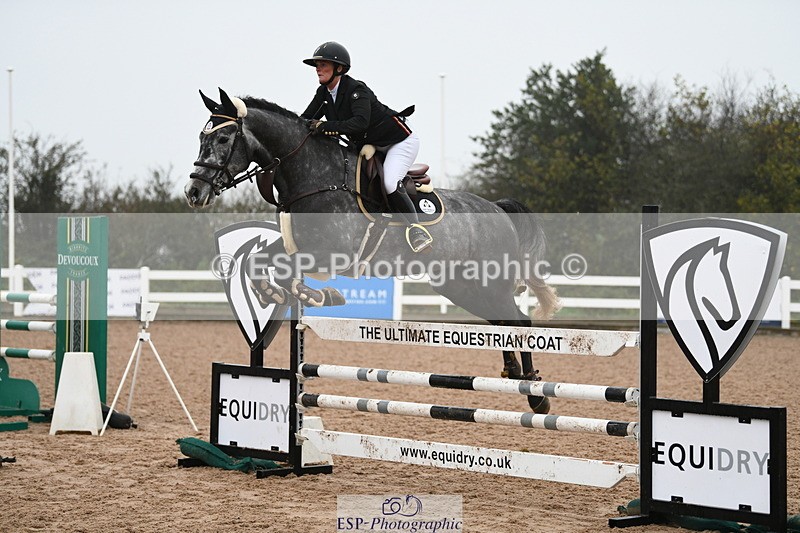 241103A-102656-07468 - SUN Cls 21 Snr Newcomers and 1.10m Open