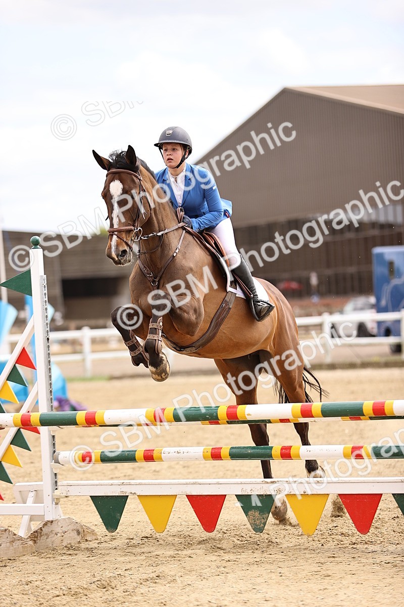 SBM_000455 - Class 4 - 1m showjumping