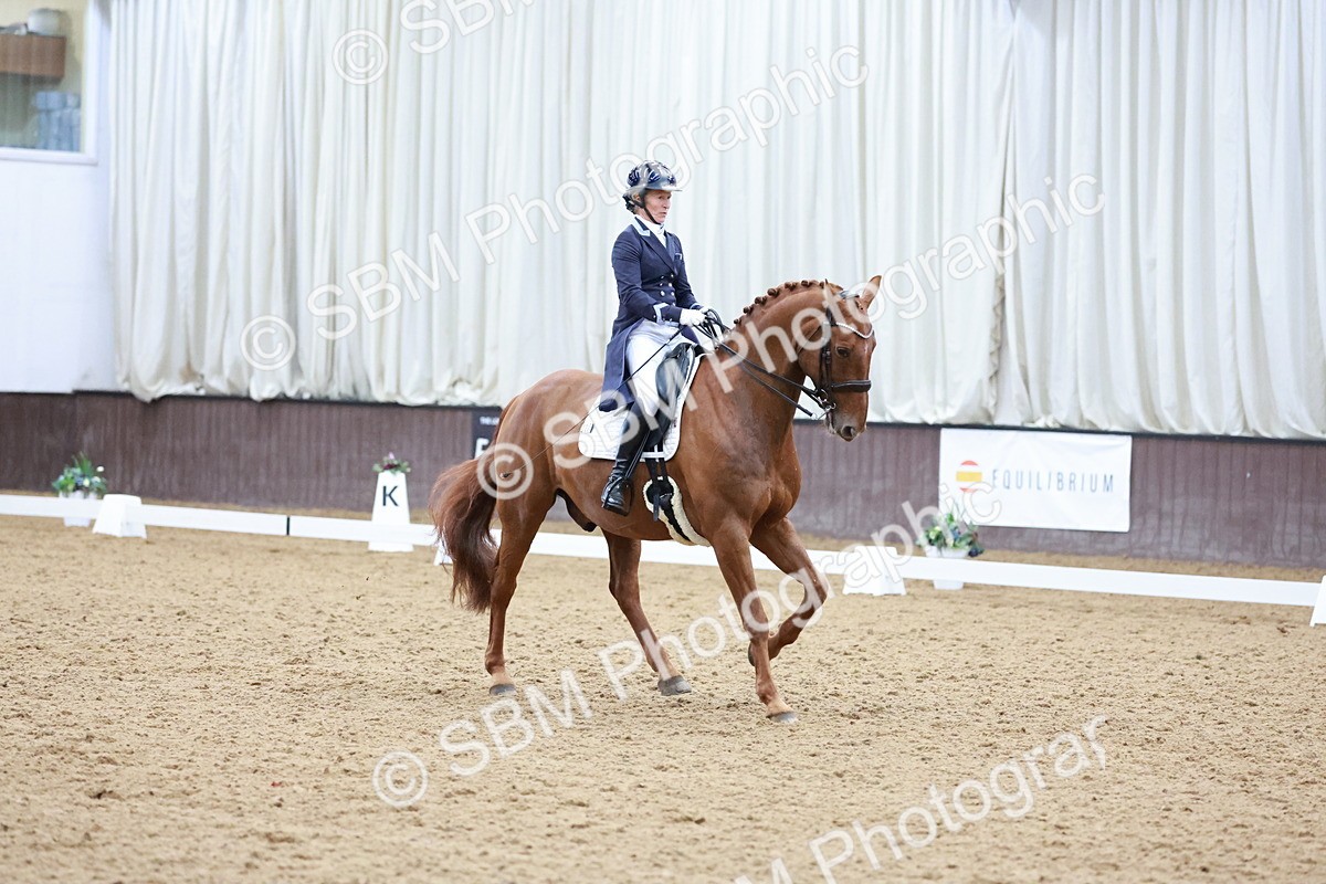SBM_020840 - Class 13 - FEI INT I - 16.26-17.14