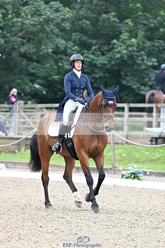 260528A-111256-03567 - G-710-Alexandra.Knowles