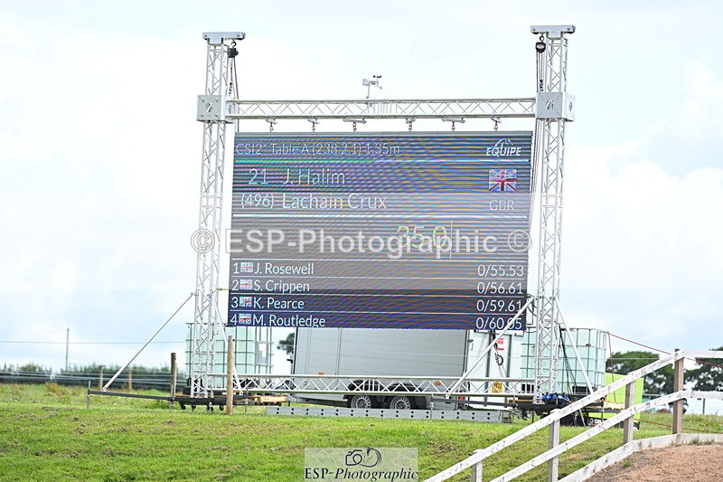 230721A-110240-05532 - Cls 6, 2 Star Medium 1.35m