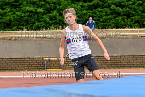 Sen25SUN-915672 - Field Male