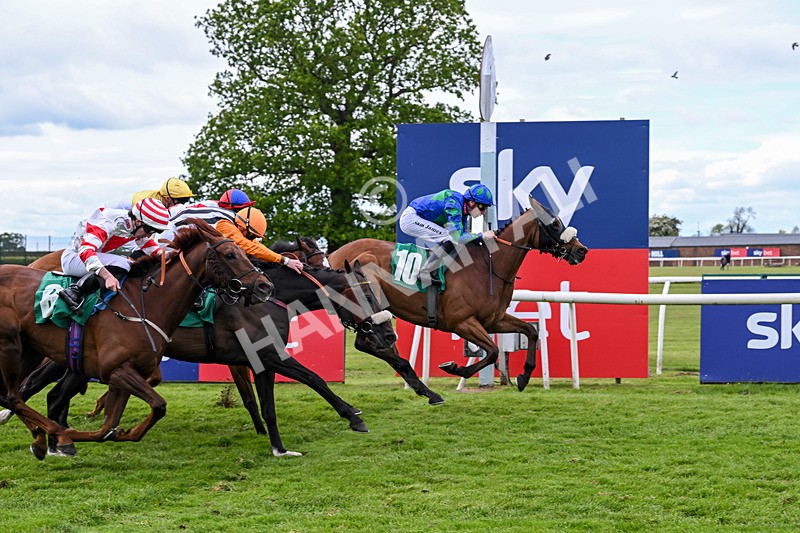 160526-Race 5-Military Leader-9856 - Race 5 4.12pm Sky Bet Extra Places Handicap
