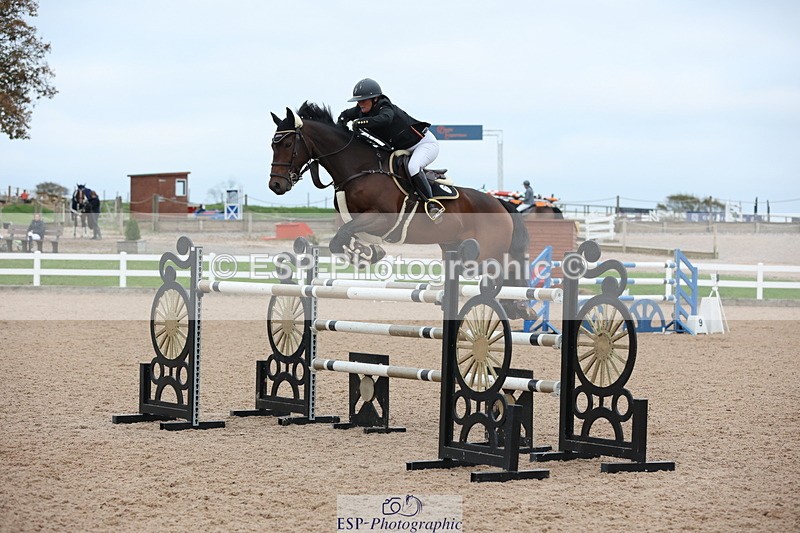 241101A-153612-03055 - FRI Cls 7 Blue Chip Grade B&C Jump Off
