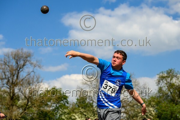 West25Sat-910472 - Field Male