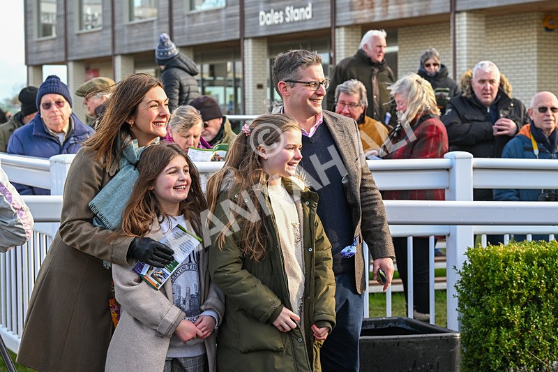 120224-Race 4-Val Dancer-1521 - Race 4