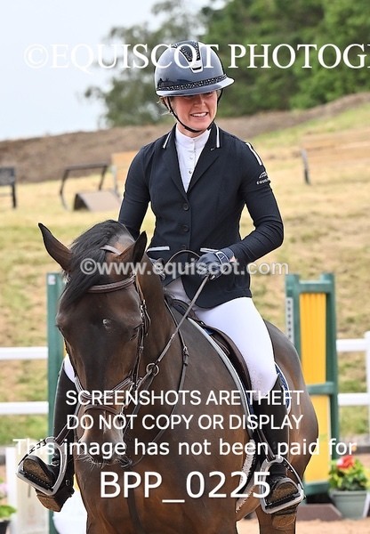 BPP_0225 - CLASS 25 SUN HOYS Redpost Equestrian Senior Foxhunter Second Round