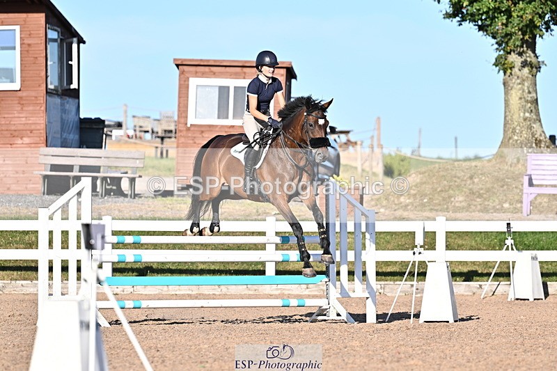 250708A-190817-00744 - 100cm Classes