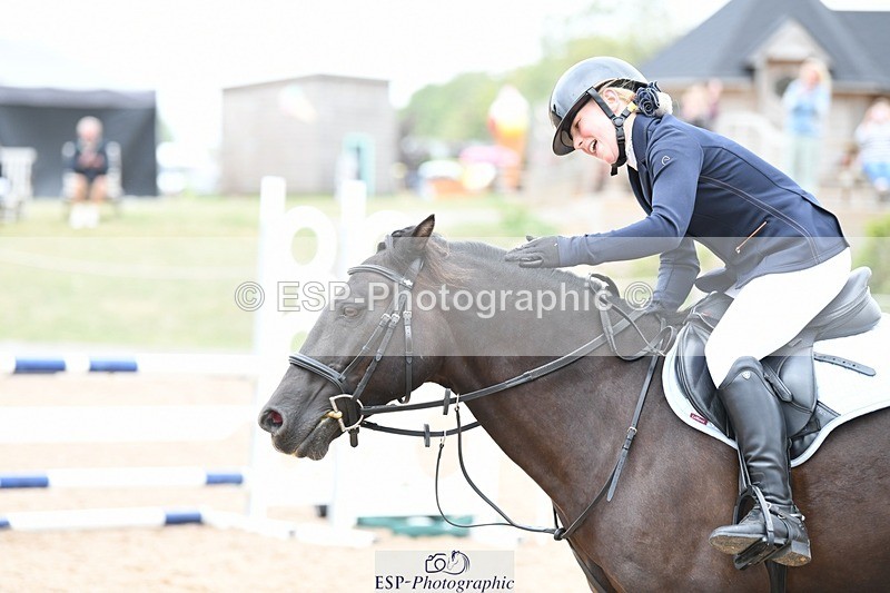 250807-134507-01309 - 90cm Round 2