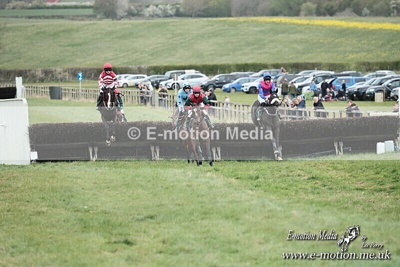 PtP 130425 252 - Edgecote Races 13/04/25