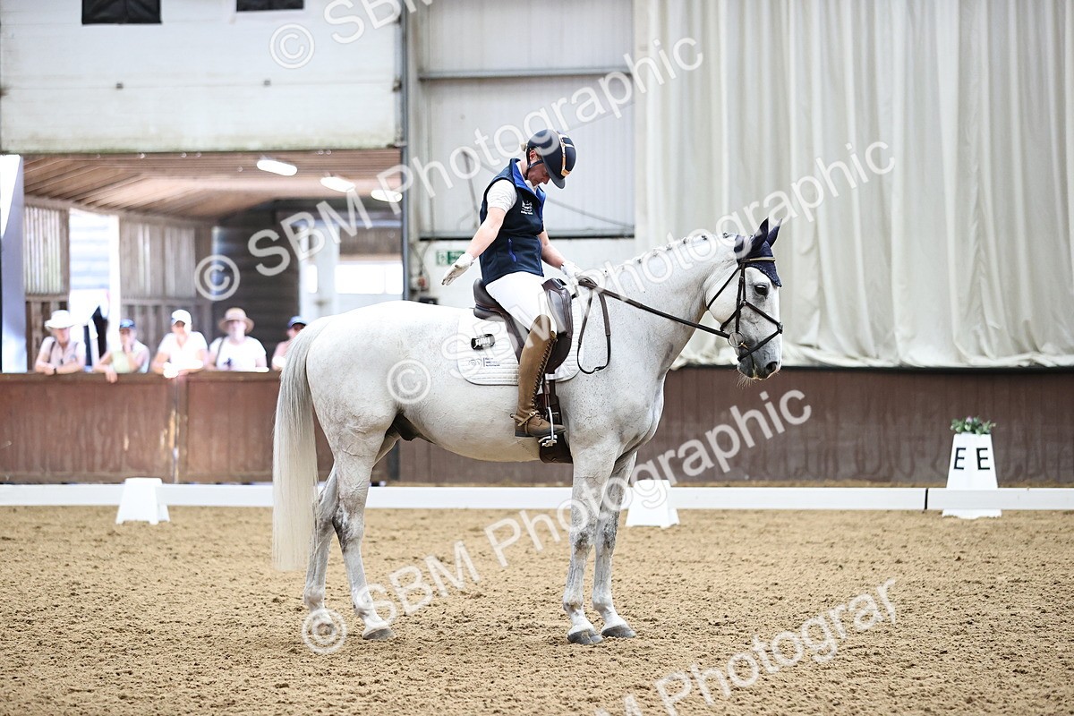 SBM_001508 - Novice 4 - 11.15-13.22