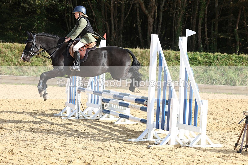 3E7A8039 - Class 4: 70cm open