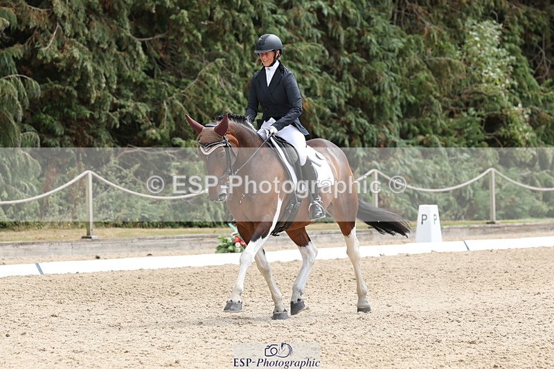 250809A-142051-03972 - 122-Lorraine.MorrisLissyegan.coloured.lady