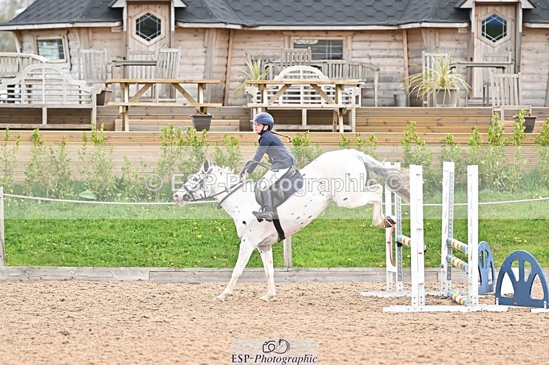 250414-105149-00271 - 80cm Round 1