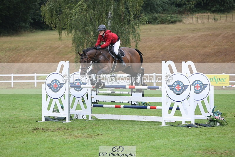 250830A-142900-07003 - Cls 16 Snr Newcomers and 1.10m Open