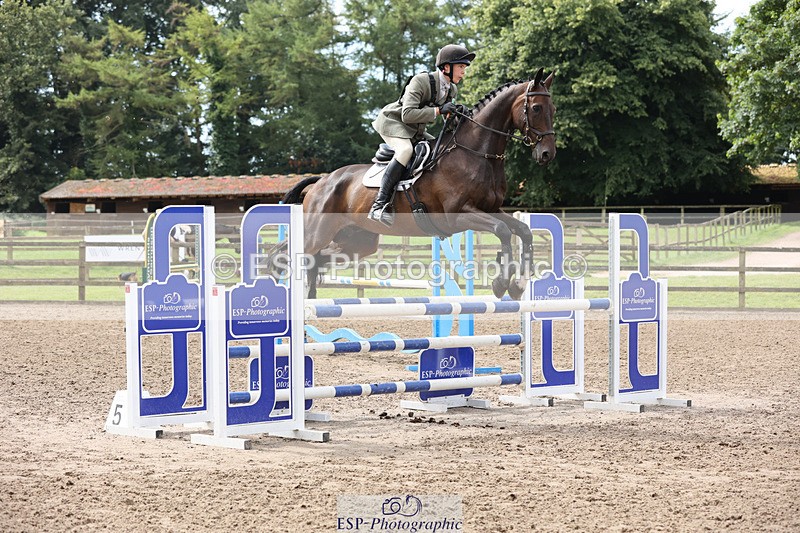 240804-105052-11317 - 415-Benjamin_Plunket-BARDUN_ACROBAT