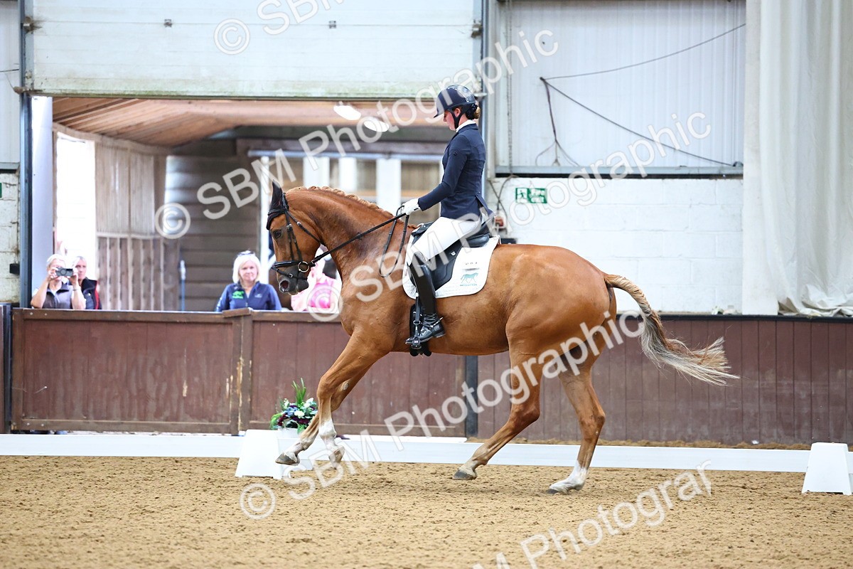 SBM_006448 - Class 5 - novice 6 - 12.04-13.07