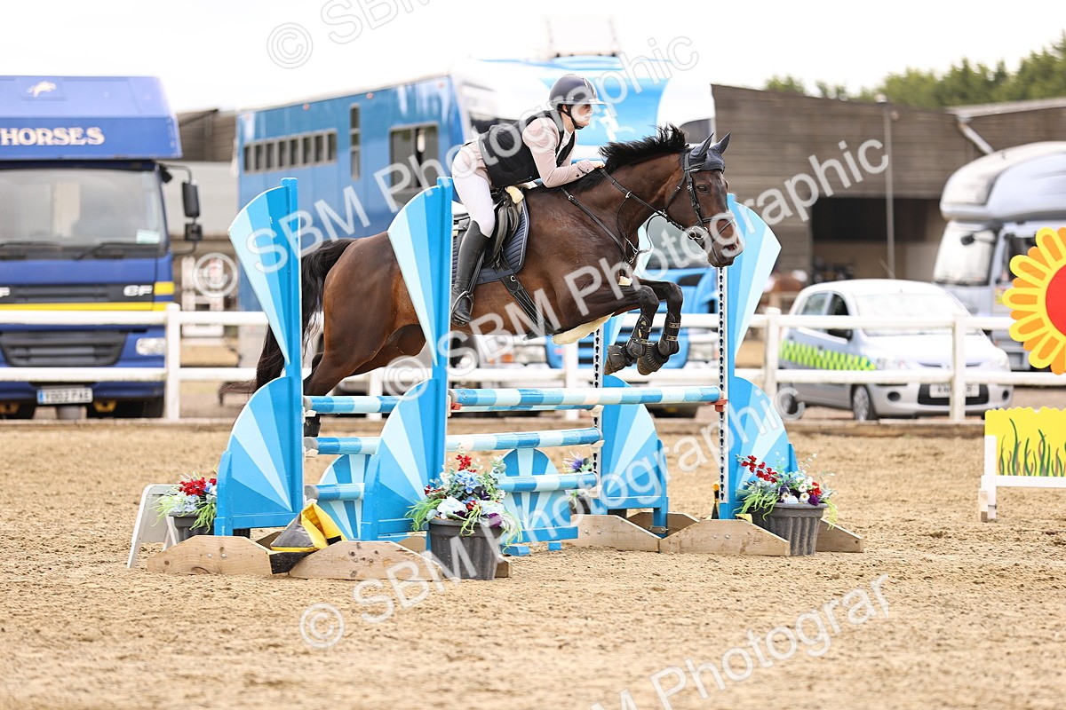 SBM_012971 - Class 13 - Senior British Novice - 90cm Open
