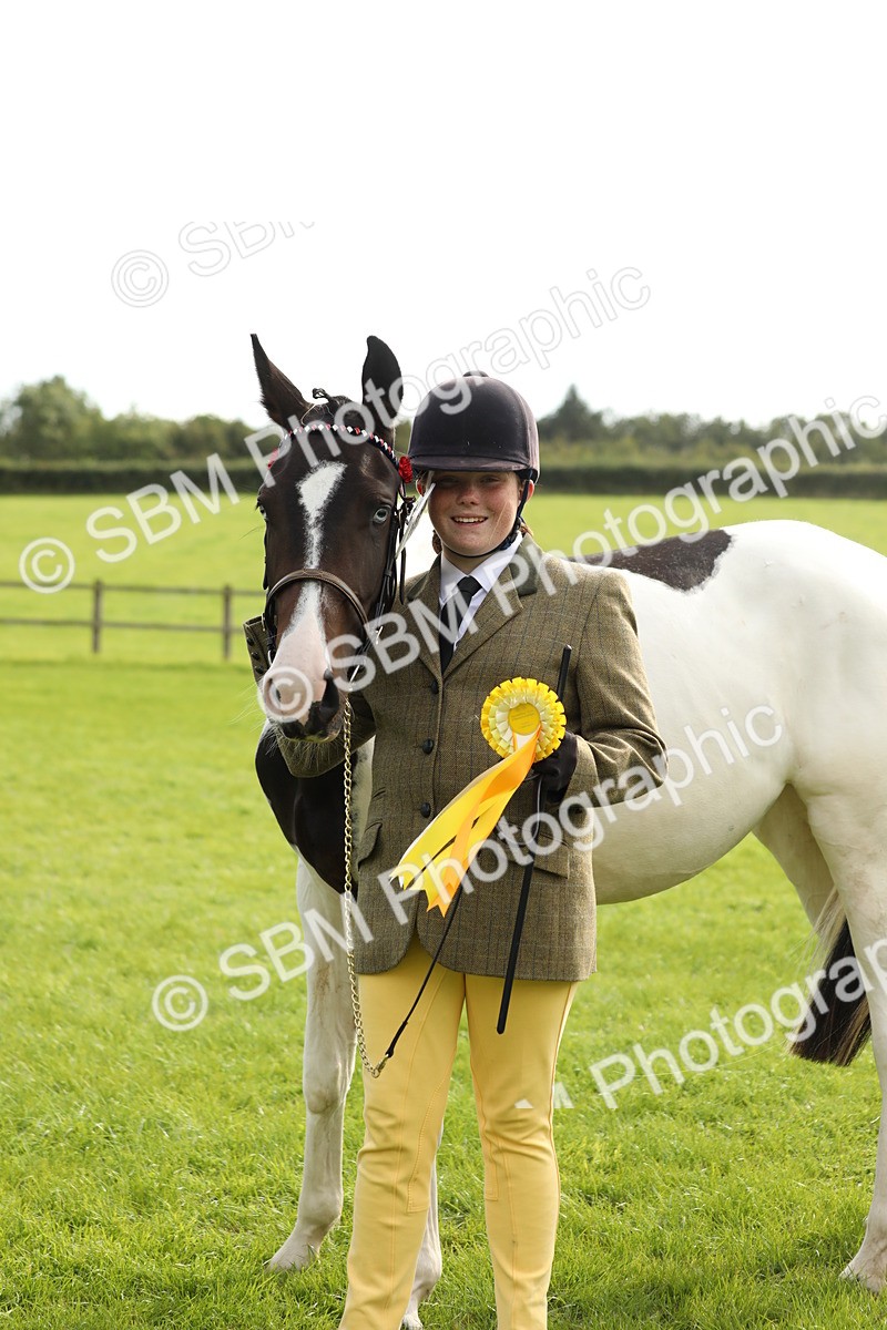 SBM_68764 - S40 - Junior Handler 9-12 Years