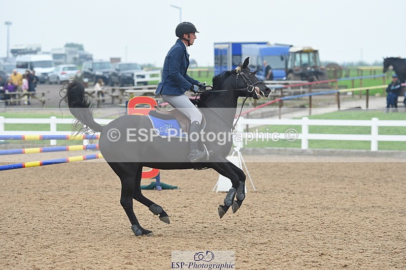 230916A-153440-04722 - Cls 25 1.10m Amateur Qualifier