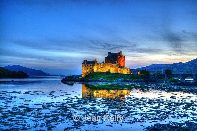Eilean Donan Castle - 2550_Painterly 2 - HDR effects