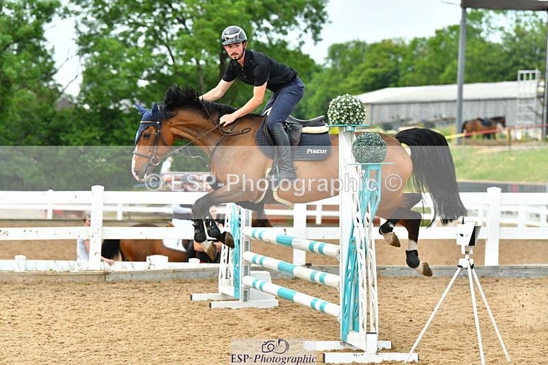 230609A-181508-02140 - Jolly Jumps Ride and Run