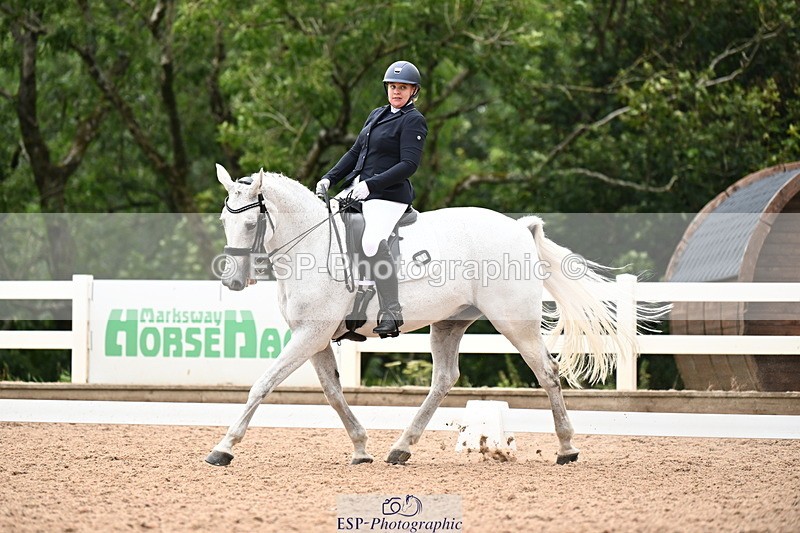 240815A-140037-01911 - 139-Chloe.Makepeace-Beechfield.Diamond