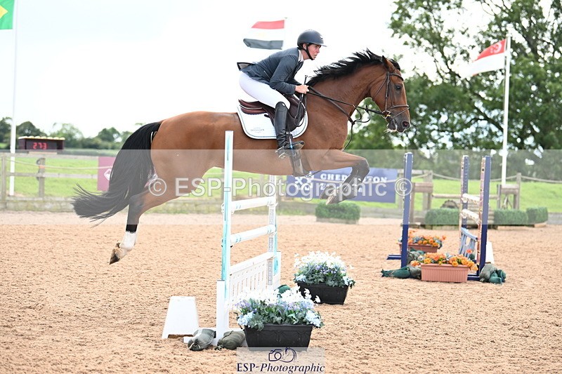 240912A-124314-01535 - Cls 3 Snr Foxhunter