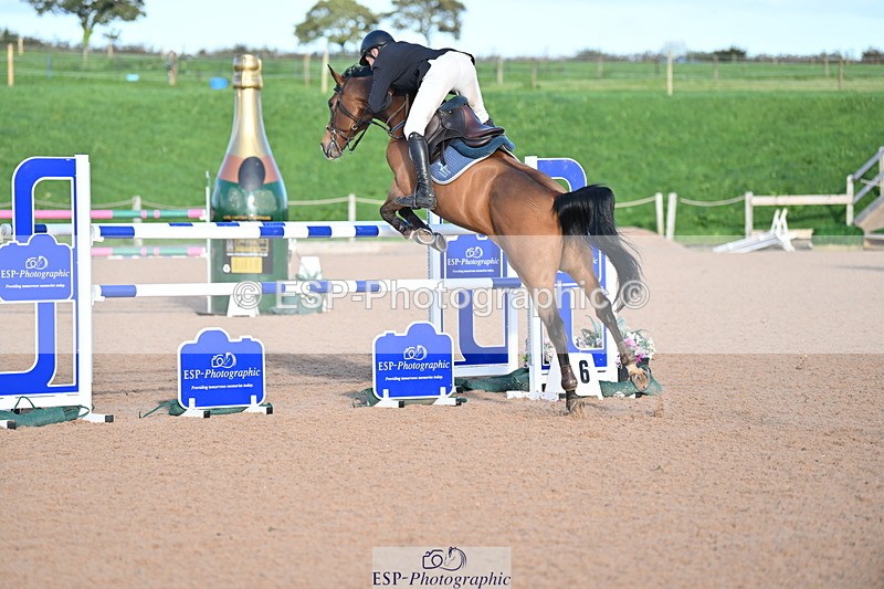 231014A-182143-06380 - Cls 21 National 1.30 & 1.40m Open