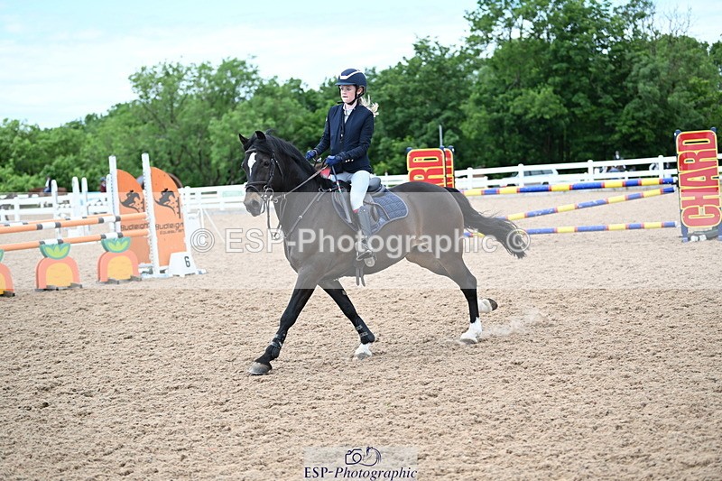 240608A-152612-01637 - Cls 11 Pony Newcomers and 1m Open