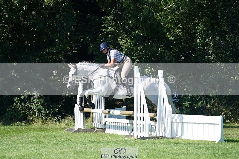 240811A-164012-06379 - 464-