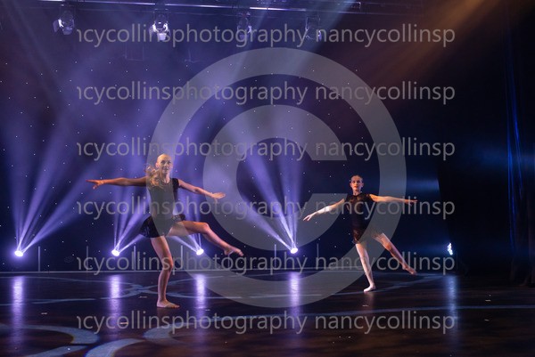 01213 - This Woman's Work