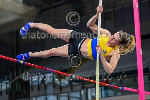 SenInd26-916646 - Field Female Set One