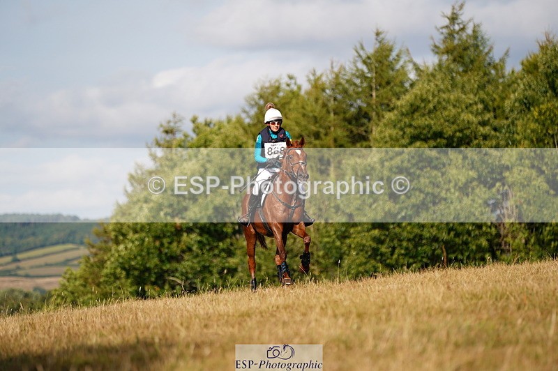 250803A-175522-18852 - S-868-Helen.Banbury-RED.OCTOBER