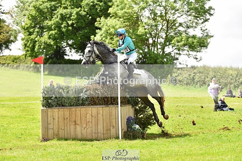 240526-121938-21597 - 529-SBH_BIG_WALL-Izzy_Taylor