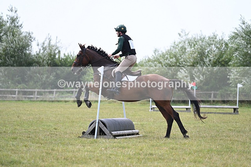 WJ7_7350 - 60cm XC Time 13:54 to 14:20
