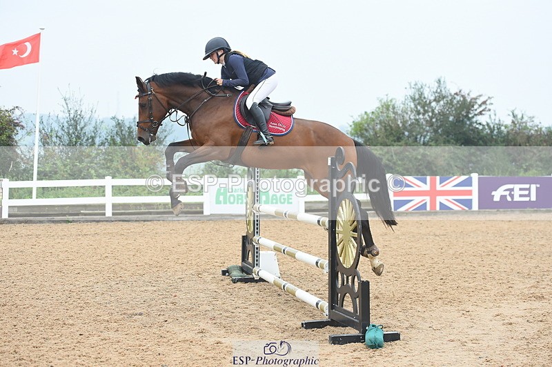 230916A-141010-04487 - Cls 24 1.05m Amateur Qualifier