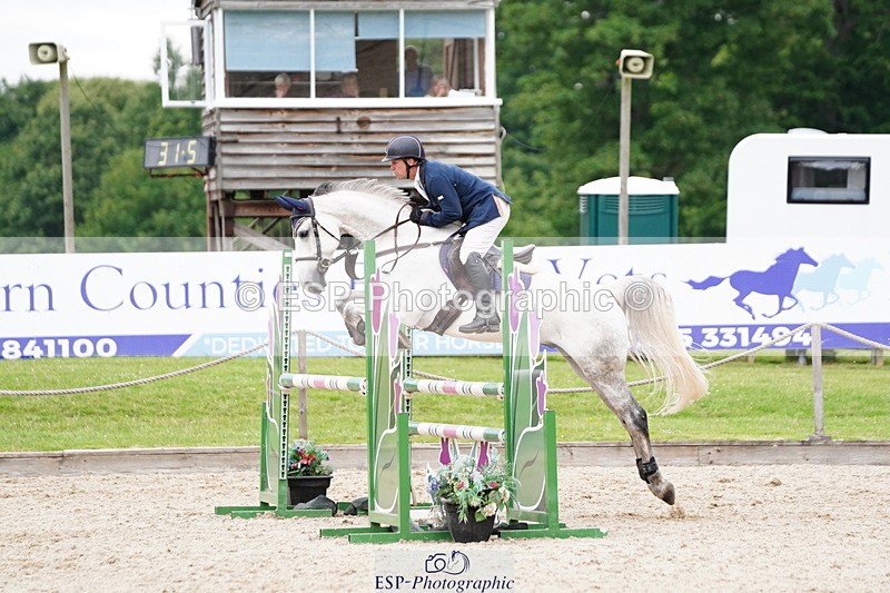 250613A-171132-04209 - Cls 14 1.05m Amateur Quali and Open