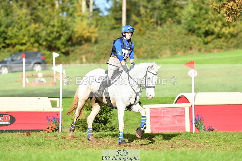251025A-143718-21247 - G-517-Hannah.Underhill