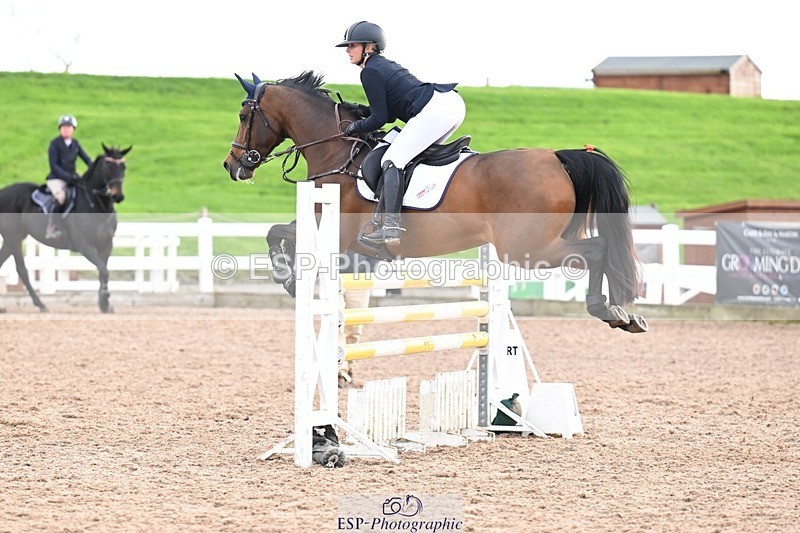 251022-131511-00513 - Cls 4 Snr Newcomers 1.10m